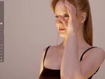 cute_shine webcam model stream image