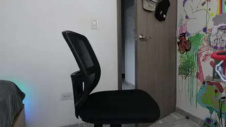 trieone webcam stripchat model stream image