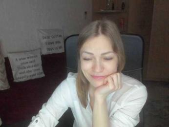 SilviaSweet webcam model stream image