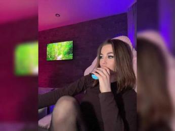 HotGirlEva webcam model stream image