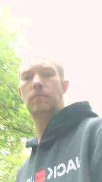 Trolls37 webcam cam4 model stream image