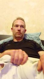 Trolls37 webcam model stream image