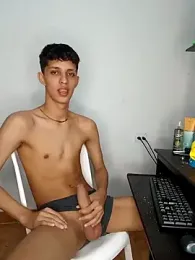 Alayn_sexy_ayes webcam stripchat model stream image