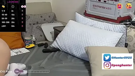 Hunter-peng webcam model stream image