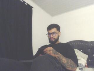 Chrys Harris webcam model stream image