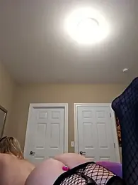 AmethystFoxx webcam model stream image