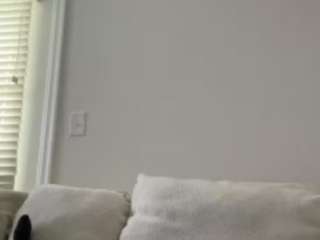 reelraw webcam model stream image