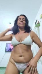 Milfchic webcam cam4 model stream image