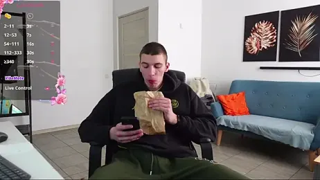 Ryan_Dozer webcam model stream image