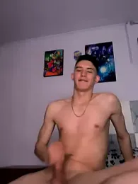 Camilow_w webcam model stream image