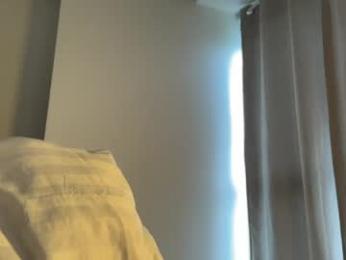 latinella webcam model stream image