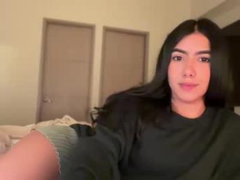 latinella webcam chaturbate model stream image