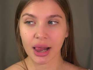 leilagladish webcam model stream image