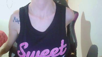 Vampirosa webcam model stream image