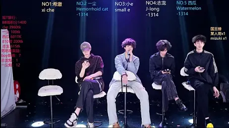 GGBond-02 webcam stripchat model stream image