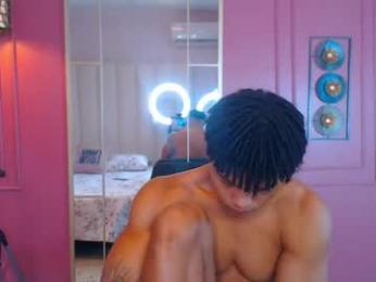 hotcrew_ webcam model stream image