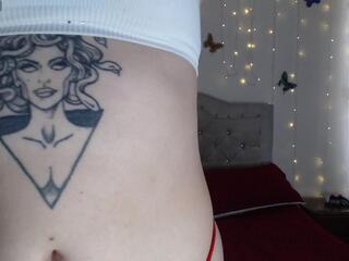 Liss Paris webcam model stream image