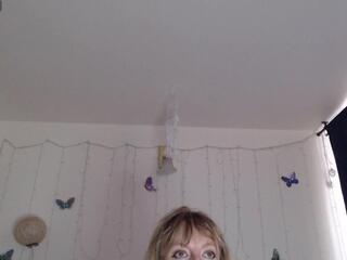 Liss Paris webcam model stream image