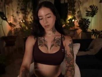 effylowell_ webcam chaturbate model stream image