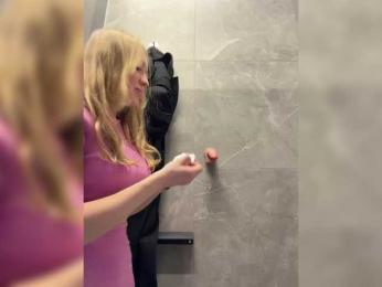 LiiBaby webcam bongacams model stream image