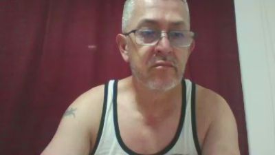 Hennrhy70 webcam model stream image