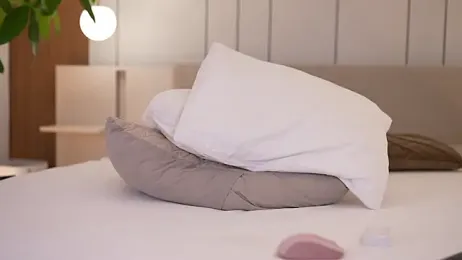 DoviaClaire webcam model stream image