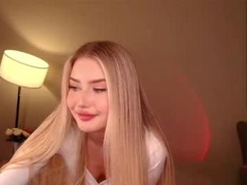 cute18cute webcam model stream image