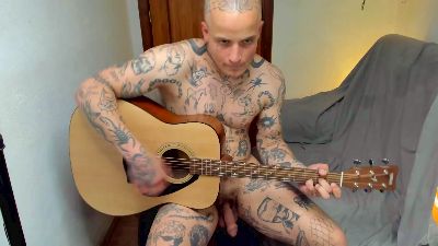 Layneinchains webcam model stream image