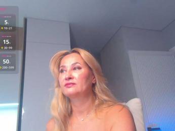 hold-me-tight webcam model stream image