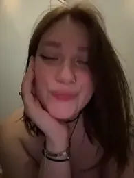 lucy-joy webcam model stream image