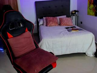 Robert Torres webcam model stream image