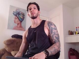 Andrew Mathews webcam model stream image