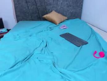 bella_bleak webcam model stream image