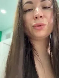 dreams4u webcam model stream image