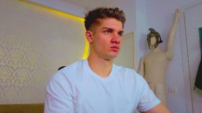 MaxKaidenn webcam model stream image