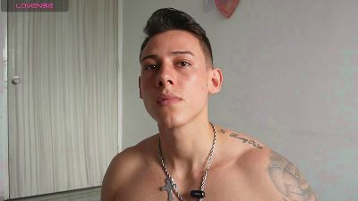 Latino_Milk_99 webcam cam4 model stream image