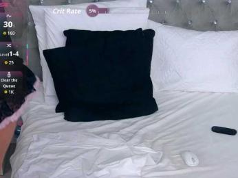 MadameLeona webcam model stream image