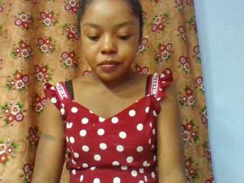 Elysa7 webcam model stream image