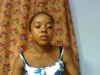 Elysa7 webcam model stream image