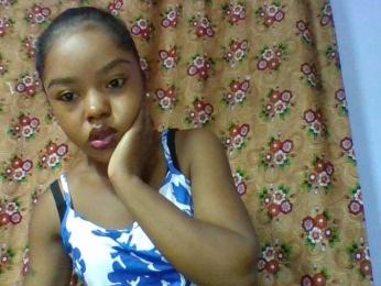 Elysa7 webcam model stream image