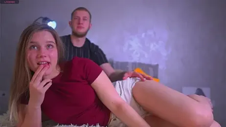 Twixxxyt webcam stripchat model stream image