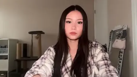 luvvivii webcam stripchat model stream image