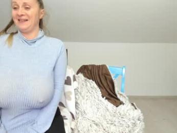 milkykandy webcam model stream image