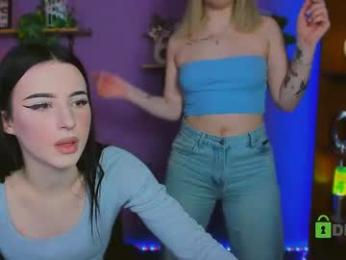 mila_glow webcam chaturbate model stream image