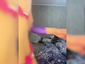 LoveNikky webcam model stream image