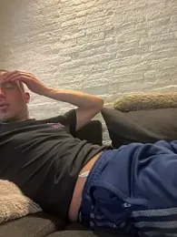 Rotteei1 webcam model stream image