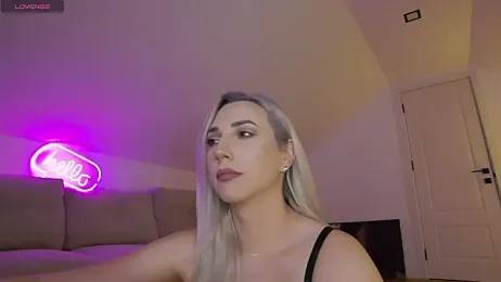 KhloeK webcam model stream image