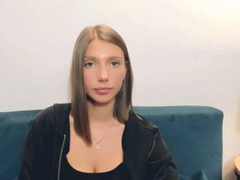 EmmaAngel webcam model stream image