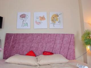 Kate Cook webcam model stream image