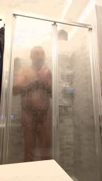 Mario1543 webcam model stream image